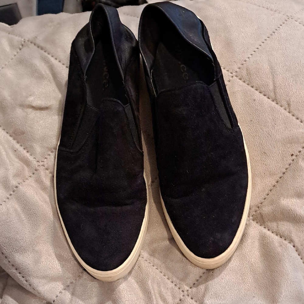 Vince Black Loafers Slip-Ons with Minimalist Design
